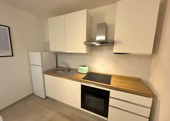 Antico Borgo San Zeno * ברדולינו