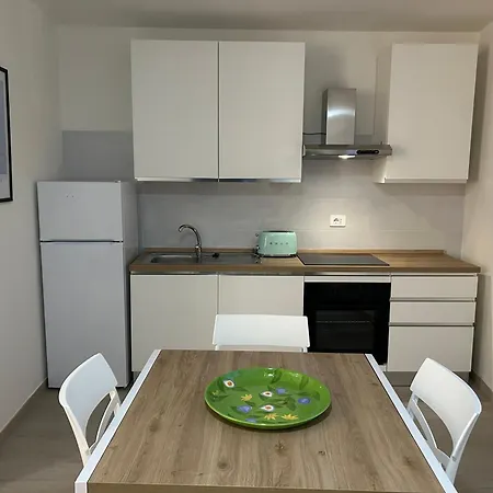 Antico Borgo San Zeno Apartman