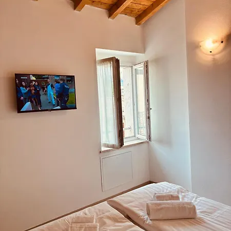 Antico Borgo San Zeno باردولينو