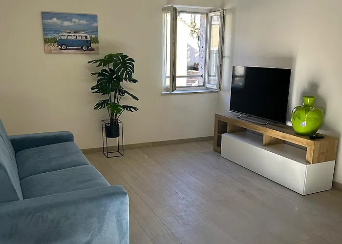 Antico Borgo San Zeno Apartamento