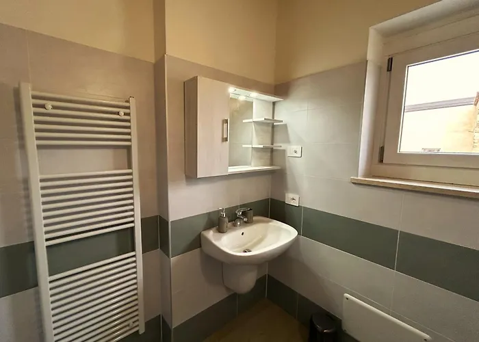 Antico Borgo San Zeno Apartamento *